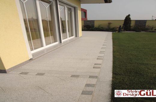 Einfassung / Friess aus Naturstein - Oriental Grey
