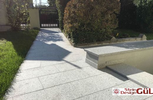 Zugang aus Naturstein - Diamond Grey (hellgrau)