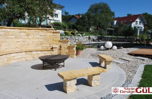 Mauer aus Naturstein - Travertin Pure Gold