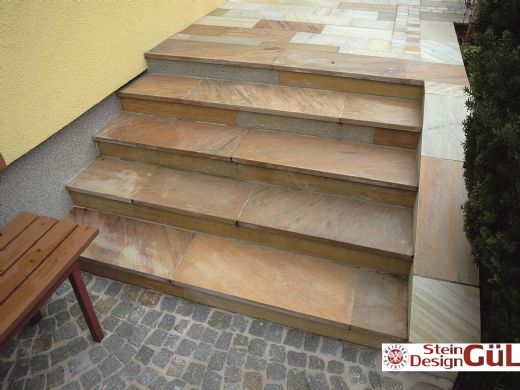 Anwendung Stufenanlage aus Naturstein