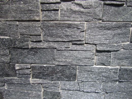 Anwendung Wandpaneele Aussen aus Naturstein