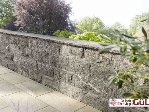Anwendung Mauer aus Naturstein
